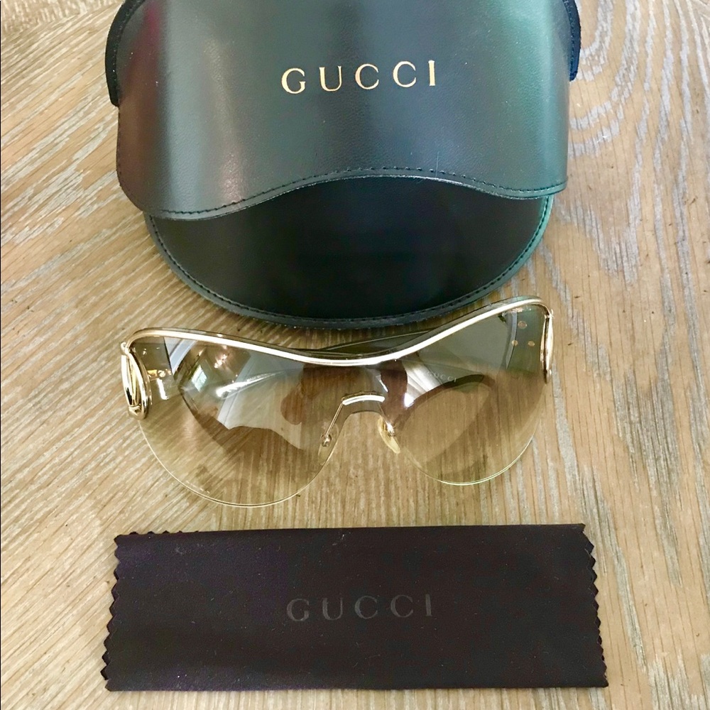 Gucci Bee aviator style